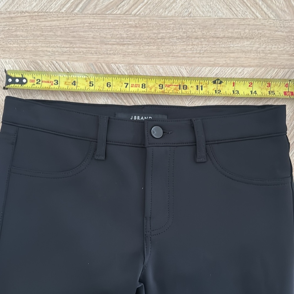 J Brand Super Skinny Odyssey Black Solid Cropped Slacks - Picture 6 of 8